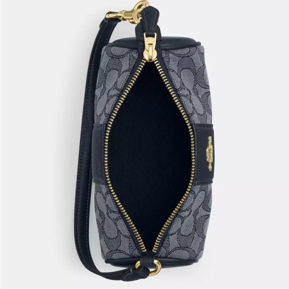 NWT Coach Nolita Barrel Bag In Signature Jacquard - Picture 3 of 11